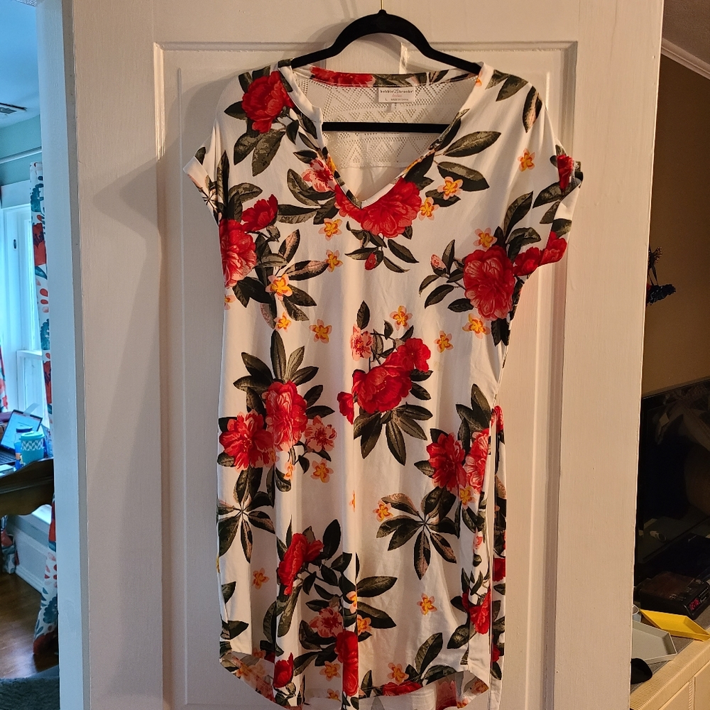 Bobbie Brooks Ladies swimsuit cover or dress